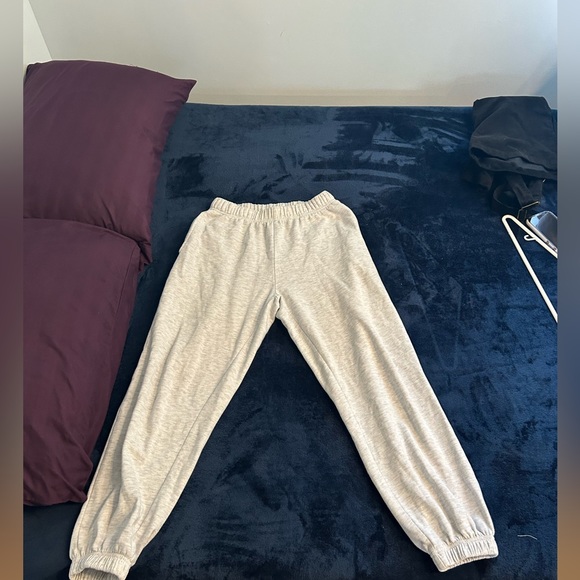 Sweetpants - Picture 2 of 2